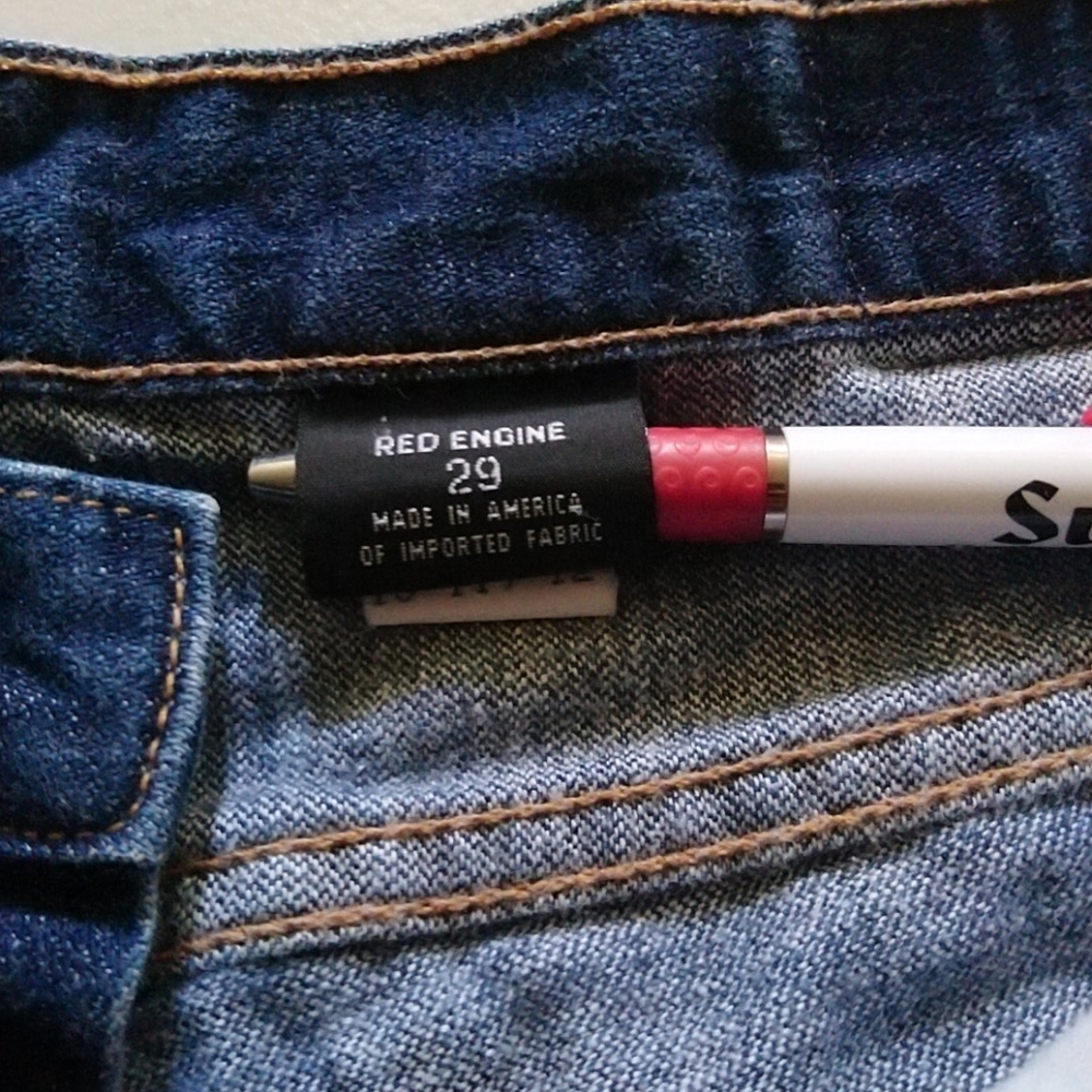 Red Engine Jean Shorts - Picture 9 of 15